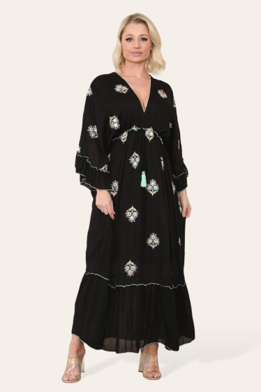 Wholesaler Sumel - Elegant long flared women's dress with traditional ethnic handwork 2425