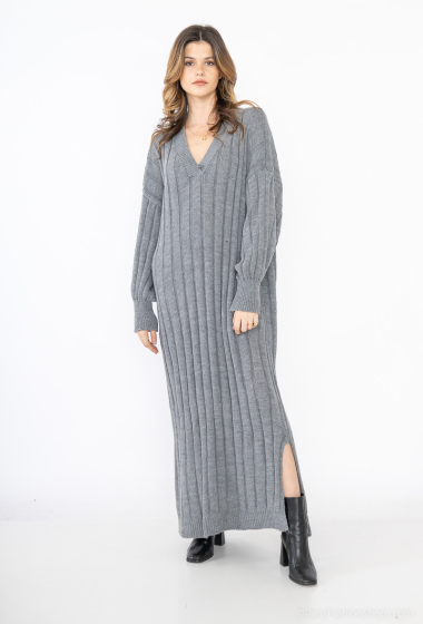 Wholesaler Sumel - Women's long winter dress with v-neck, small symmetrical line, tight sleeves ref RHLCV