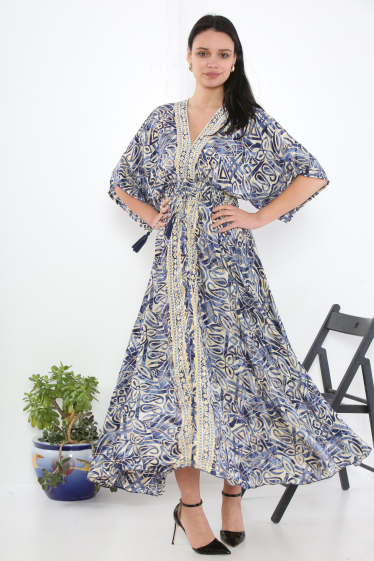 Wholesaler Sumel - Long dress v-neck embroidery half sleeve line ref 7022