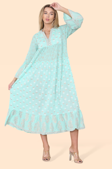 Wholesaler Sumel - Women's long dress (ref 21053) with long sleeves, V-neck and floral pattern.