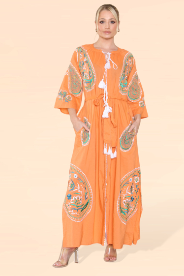 Grossiste Sumel - Robe longue pour femme avec poche et cordon de serrage, style Ref-1112.