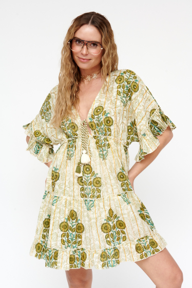 Wholesaler Sumel - Short dresses for women, drawstring waist design and deep V-neck style. Ref AN1540
