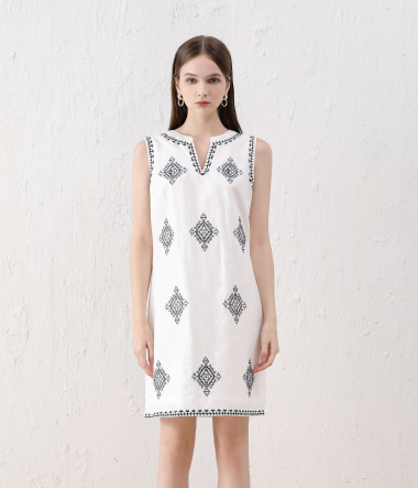 Wholesaler Sweet Miss - Embroidered V-neck cotton and linen dress with lining