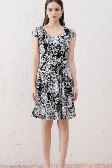 Wholesaler Sweet Miss - V-neck floral print dress with lining