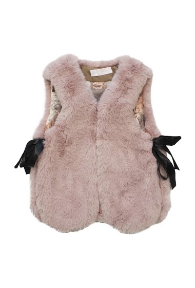 Grossistes Sweety Fashion - Gilet fausse fourrure sans manches