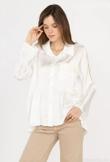 Wholesalers RAVIBELLE - Satin shirt and embroidered pocket | RAVI-1056