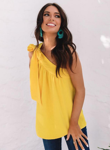 Wholesaler TINA - Mustard asymmetrical blouse in bohemian chic style