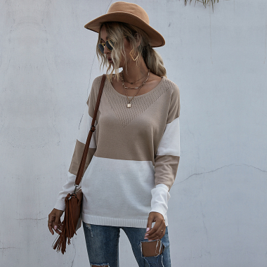 Grossiste TINA - Pull Taupe et blanc style bohème chic