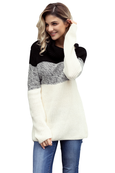 Wholesaler TINA - Black bohemian chic style sweater