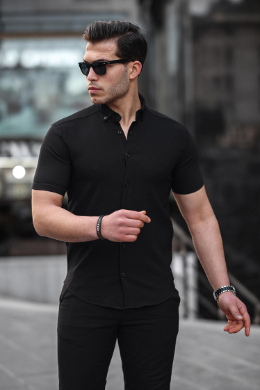 Grossiste TRICKO - Chemise homme à manche courte a relief