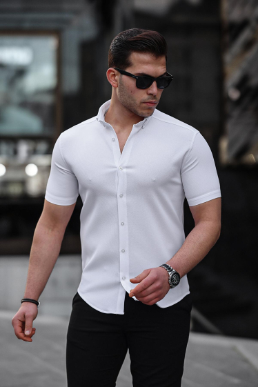 Grossiste TRICKO - Chemise homme à manche courte a relief