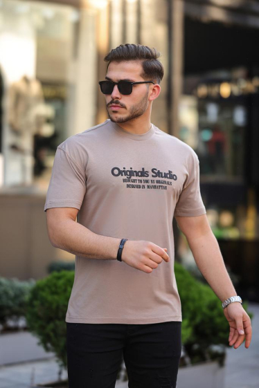 Grossiste TRICKO - T-shirt homme manche court col rond imprimé Original studio en 3D