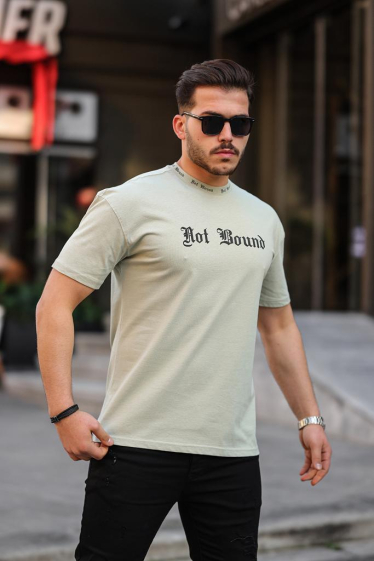 Grossiste TRICKO - T-shirt homme manche courte col rond imprimé hot bound en 3D