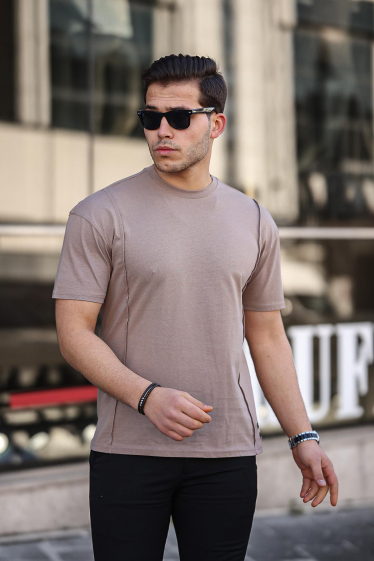 Grossiste TRICKO - T-shirt homme manche courte col rond imprimé