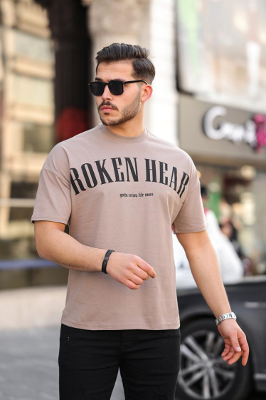 Wholesaler TRICKO - Men's MC T-shirt with ROKEN HEART printed round neck