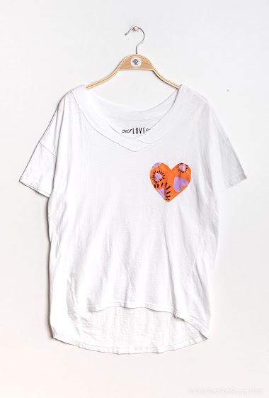 Grossiste NOS - T shirt blanc avec petit coeur