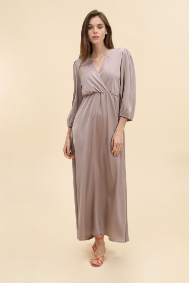 Wholesaler Van Der Rock - Long satin dress with crossover neckline and long sleeve