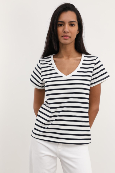 Wholesaler Van Der Rock - Navy and white striped v-neck t-shirt