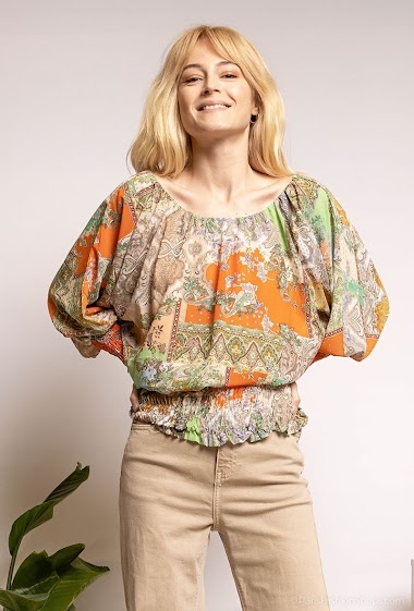 Wholesaler Vega's - Paisley printed blouse