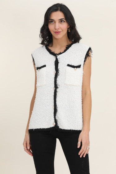 Wholesaler Vega's - Plain sleeveless vest with buttons