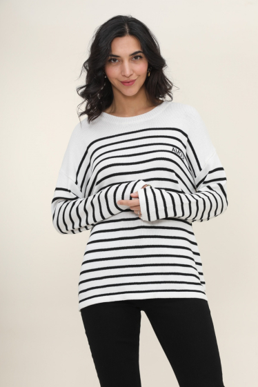 Wholesaler Vega's - AMOUR striped sweater