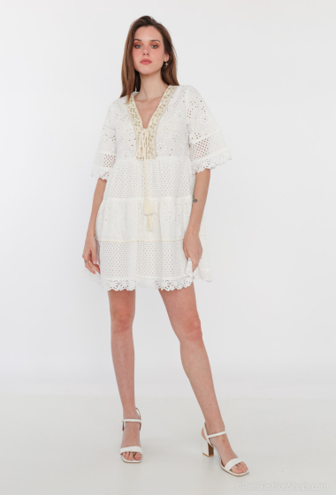 Wholesaler Vega's - Bohemian short-sleeved midi dress with embroidery at the collar and bow