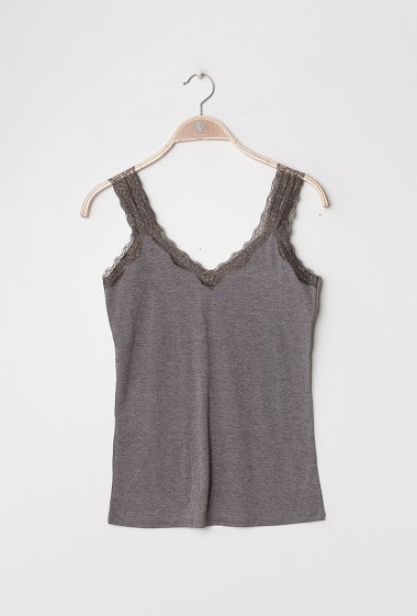 Tank top with lace straps