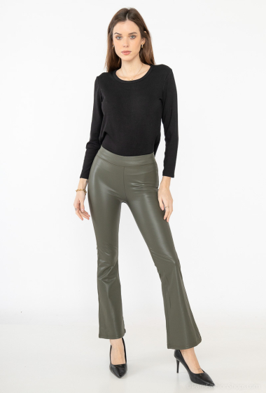 Wholesaler Vera Fashion - Faux lined bell-bottom leggings