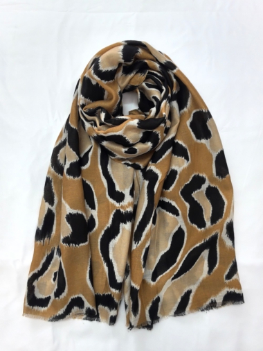 Wholesaler VS PLUS - LONG SCARF WITH BIG STAIN PANTHER PATTERN