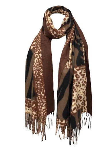 Wholesaler VS PLUS - Animal print fringe scarf