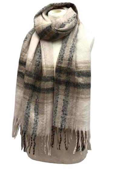 Wholesaler VS PLUS - Scottish scarf with fringes