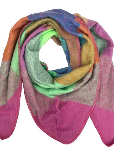 Wholesaler VS PLUS - Colorful triangle scarf