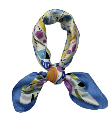 Wholesaler VS PLUS - Geometric pattern silk effect square scarf