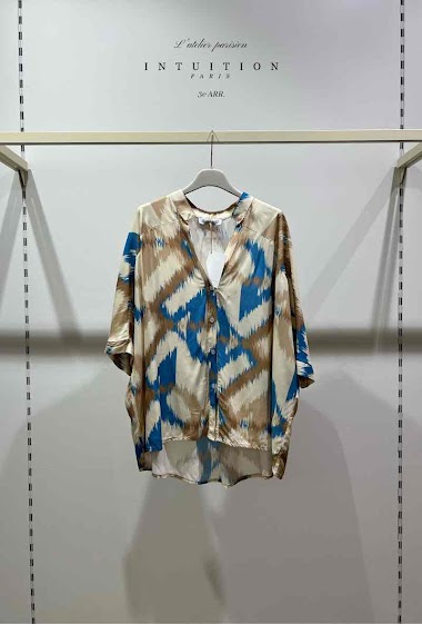 Wholesaler W Studio - Oversized Shirt with Gradient Patterns