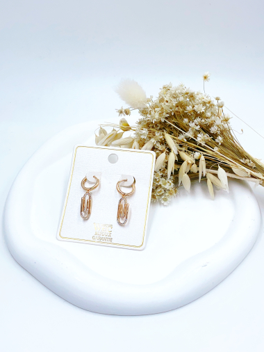 Grossiste WEC Bijoux - Boucle d'oreille en métal doré
