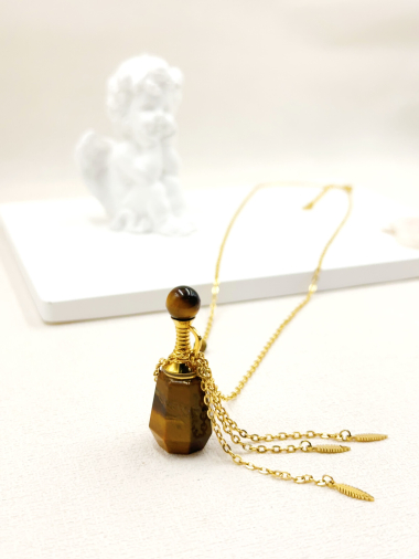 Wholesaler WEC Bijoux - Steel necklace with natural stone perfume diffuser pendant