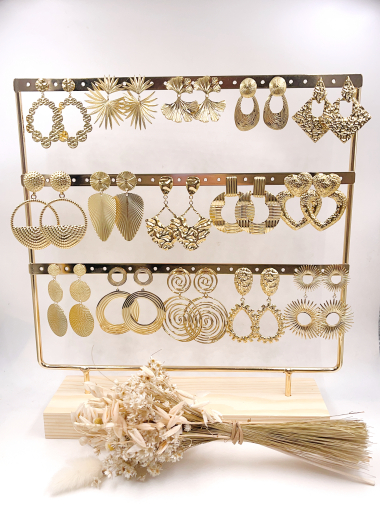 Wholesaler WEC Bijoux - SET OF 15 EARRINGS IN STAINLESS  STEEL WITH DISPLAY