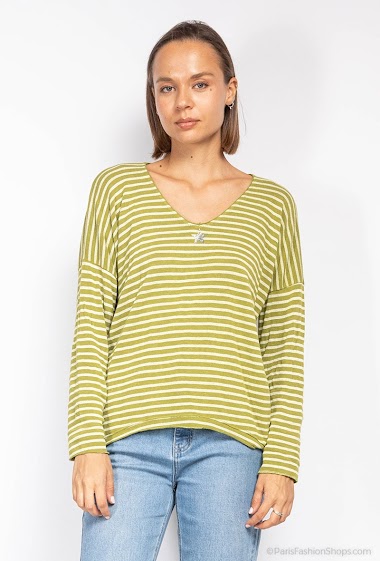 Wholesaler Willow - Striped sweater with a silver star