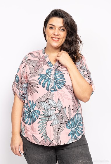 Wholesaler World Fashion - Flowy & casual GT blouse with 3/4 sleeves - Tropical print