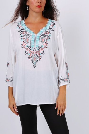 Großhändler World Fashion - Embroidered blouse