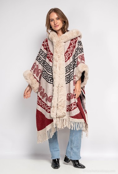 Wholesaler World Fashion - Poncho with patterns and faux fur