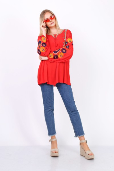 Wholesaler World Fashion - Long-sleeved GT tunic - Flower embroidery