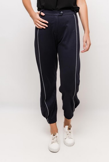 Großhändler YOURS Paris - Pants with side stripes