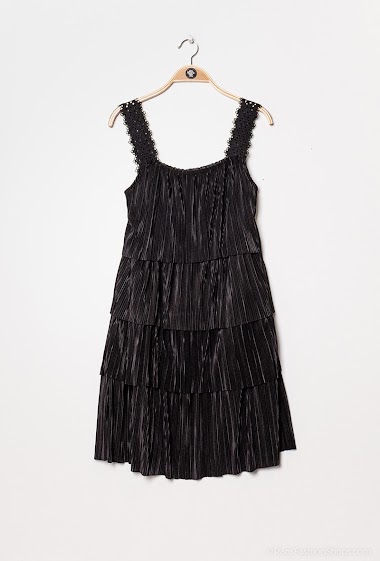 Wholesaler YOURS Paris - Satin pleated strapless dress