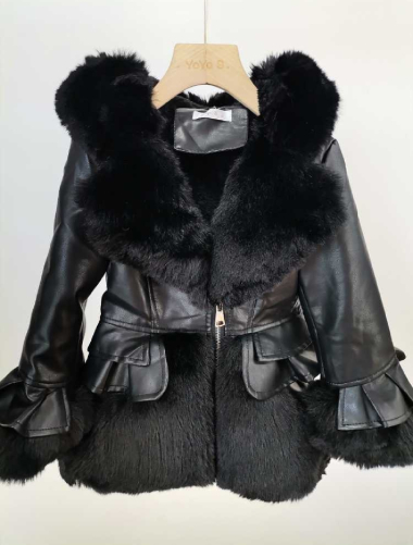 Wholesaler Yoyo S. - Coat + Interior fur