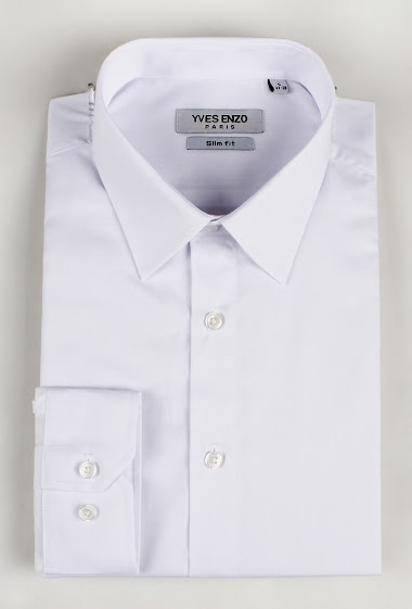 White men’s shirt in slim fit size L