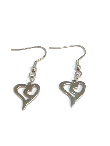 Wholesaler Z. Emilie - Heart steel earring