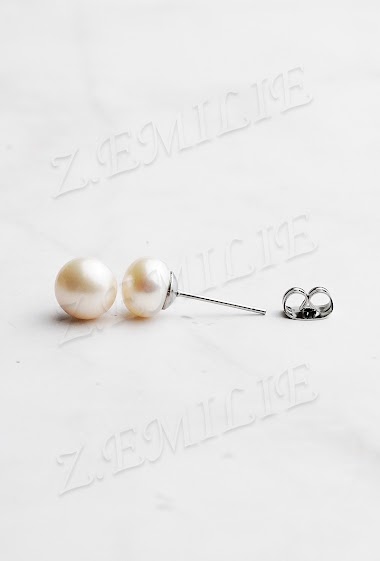 Großhändler Z. Emilie - Freshwater pearl steel earring 8mm