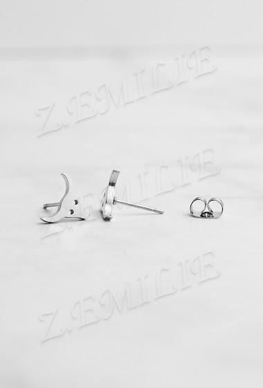 Großhändler Z. Emilie - Bull steel earring