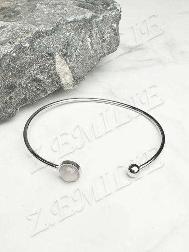 Wholesaler Z. Emilie - Steel bracelet with rose quartz stone bangle